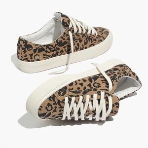 Madewell Sidewalk Low-Top Sneakers in Leopard Print
Recycled Canvas Size 7